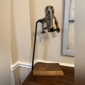 Roger Estate Brass Table Top Wine Bottle Opener